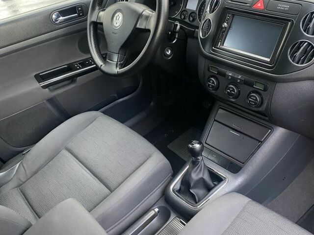 Фольксваген Гольф Плюс 2005 в Чернигове на Automoto.ua Синий Фольксваген Гольф Плюс, объемом двигателя 1.9 л и пробегом 251 тыс. км за 5850 $, фото 7 на Automoto.ua