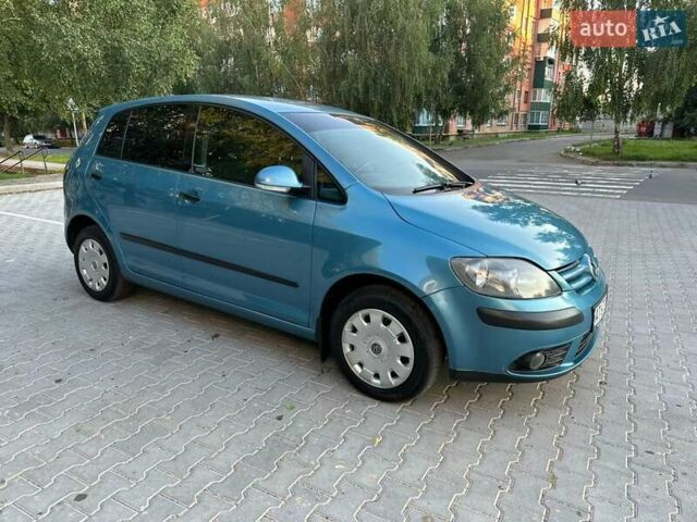 Синий Фольксваген Гольф Плюс, объемом двигателя 1.6 л и пробегом 262 тыс. км за 7499 $, фото 9 на Automoto.ua