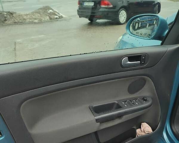 Синій Фольксваген Golf Plus, об'ємом двигуна 1.6 л та пробігом 191 тис. км за 5500 $, фото 14 на Automoto.ua