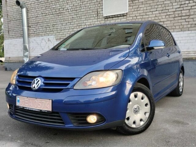 Синий Фольксваген Гольф Плюс, объемом двигателя 1.6 л и пробегом 206 тыс. км за 4800 $, фото 7 на Automoto.ua