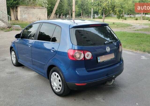 Синий Фольксваген Гольф Плюс, объемом двигателя 1.6 л и пробегом 205 тыс. км за 4600 $, фото 8 на Automoto.ua