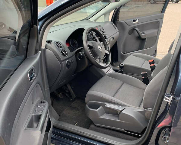 Синій Фольксваген Golf Plus, об'ємом двигуна 1.9 л та пробігом 250 тис. км за 6000 $, фото 9 на Automoto.ua