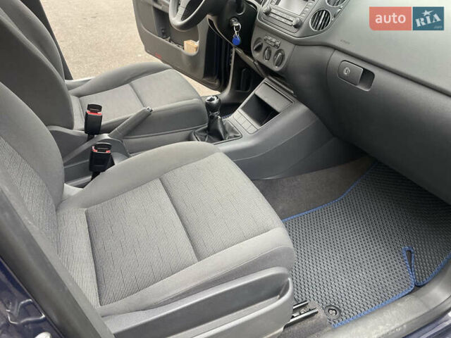 Синий Фольксваген Гольф Плюс, объемом двигателя 1.4 л и пробегом 122 тыс. км за 5200 $, фото 8 на Automoto.ua