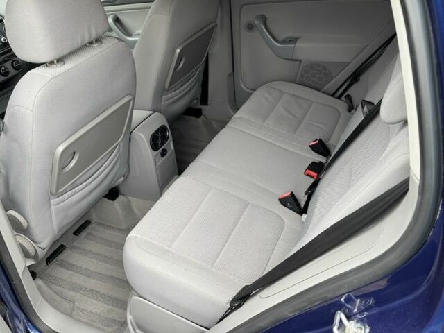 Синий Фольксваген Гольф Плюс, объемом двигателя 1.6 л и пробегом 180 тыс. км за 6299 $, фото 20 на Automoto.ua