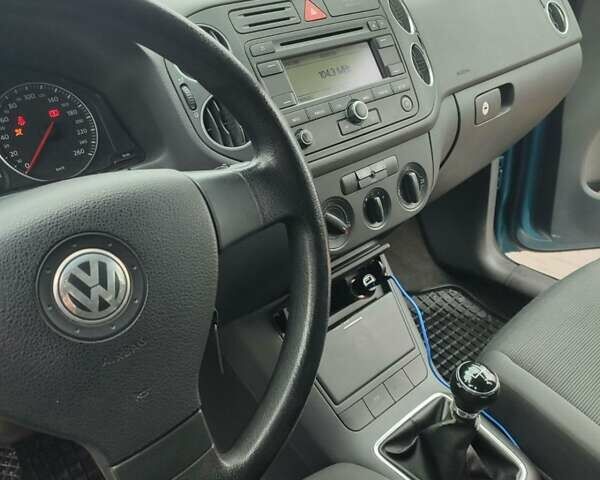 Синій Фольксваген Golf Plus, об'ємом двигуна 1.6 л та пробігом 191 тис. км за 5500 $, фото 13 на Automoto.ua