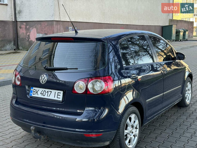 Синий Фольксваген Гольф Плюс, объемом двигателя 1.6 л и пробегом 281 тыс. км за 4800 $, фото 10 на Automoto.ua