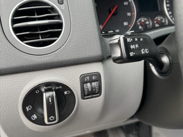 Синий Фольксваген Гольф Плюс, объемом двигателя 1.6 л и пробегом 180 тыс. км за 6299 $, фото 16 на Automoto.ua