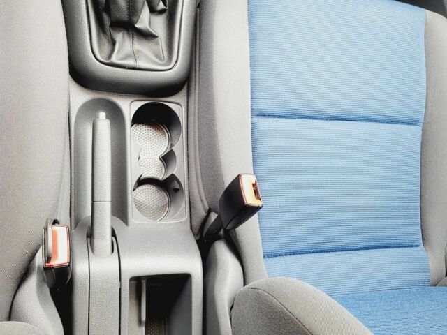 Синій Фольксваген Golf Plus, об'ємом двигуна 1.4 л та пробігом 89 тис. км за 5600 $, фото 13 на Automoto.ua