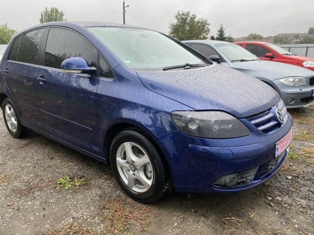 Синий Фольксваген Гольф Плюс, объемом двигателя 1.6 л и пробегом 180 тыс. км за 6299 $, фото 3 на Automoto.ua
