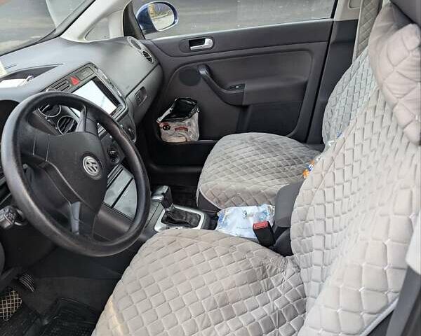 Синій Фольксваген Golf Plus, об'ємом двигуна 1.6 л та пробігом 247 тис. км за 6700 $, фото 4 на Automoto.ua