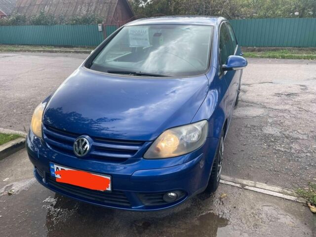 Синий Фольксваген Гольф Плюс, объемом двигателя 1 л и пробегом 224 тыс. км за 5200 $, фото 2 на Automoto.ua