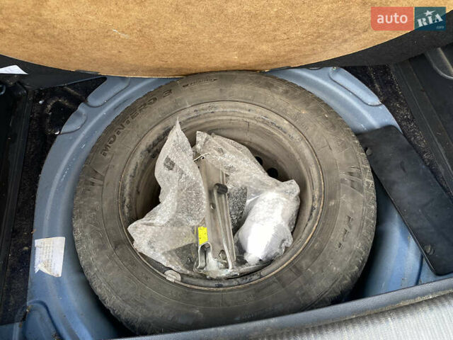 Синій Фольксваген Golf Plus, об'ємом двигуна 1.39 л та пробігом 219 тис. км за 5300 $, фото 21 на Automoto.ua