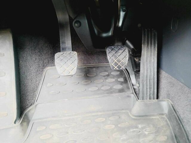 Синій Фольксваген Golf Plus, об'ємом двигуна 1.4 л та пробігом 89 тис. км за 5600 $, фото 22 на Automoto.ua