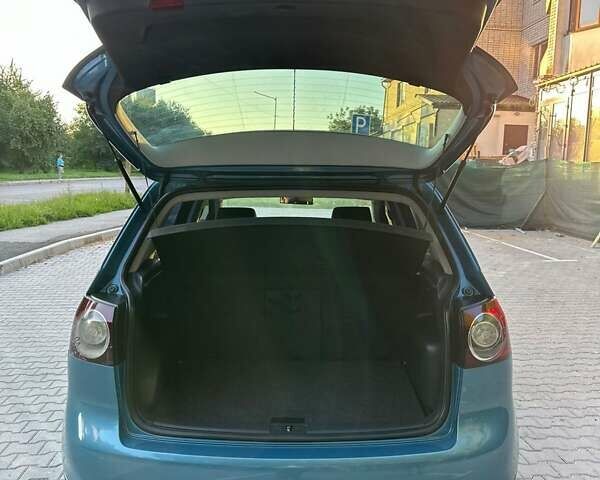 Синий Фольксваген Гольф Плюс, объемом двигателя 1.6 л и пробегом 262 тыс. км за 7499 $, фото 31 на Automoto.ua