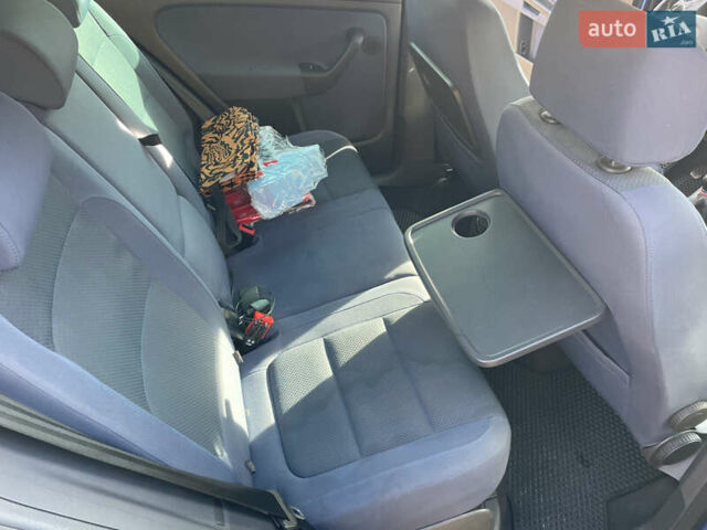 Синий Фольксваген Гольф Плюс, объемом двигателя 1.6 л и пробегом 214 тыс. км за 5700 $, фото 15 на Automoto.ua