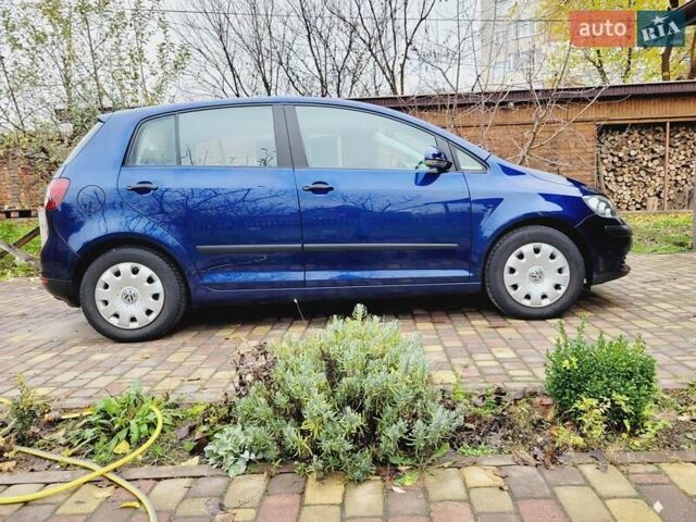 Синий Фольксваген Гольф Плюс, объемом двигателя 1.4 л и пробегом 89 тыс. км за 5600 $, фото 3 на Automoto.ua