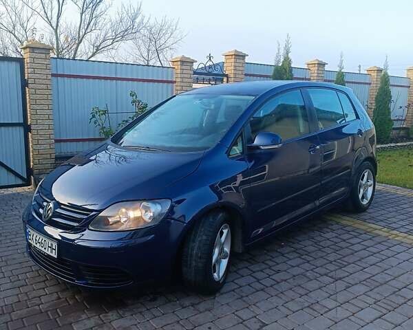 Синій Фольксваген Golf Plus, об'ємом двигуна 1.6 л та пробігом 286 тис. км за 5600 $, фото 4 на Automoto.ua