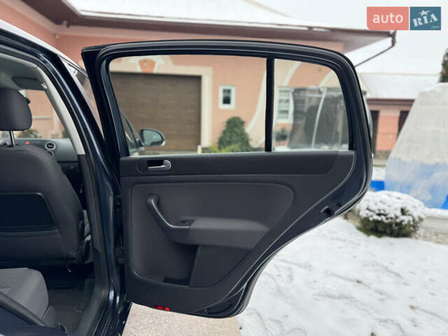 Синий Фольксваген Гольф Плюс, объемом двигателя 1.6 л и пробегом 281 тыс. км за 6450 $, фото 14 на Automoto.ua