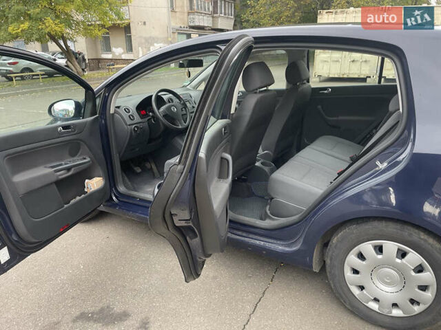 Синий Фольксваген Гольф Плюс, объемом двигателя 1.4 л и пробегом 122 тыс. км за 5200 $, фото 3 на Automoto.ua