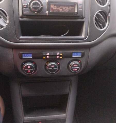 Синий Фольксваген Гольф Плюс, объемом двигателя 1.6 л и пробегом 205 тыс. км за 4600 $, фото 11 на Automoto.ua