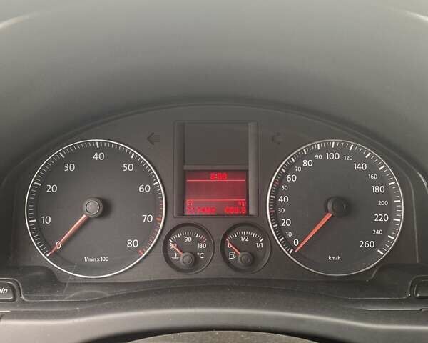 Синий Фольксваген Гольф Плюс, объемом двигателя 1.6 л и пробегом 215 тыс. км за 5400 $, фото 7 на Automoto.ua