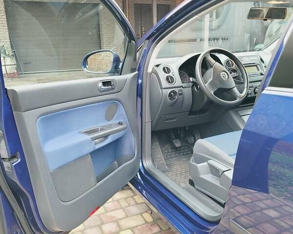 Синий Фольксваген Гольф Плюс, объемом двигателя 1.4 л и пробегом 89 тыс. км за 5600 $, фото 9 на Automoto.ua