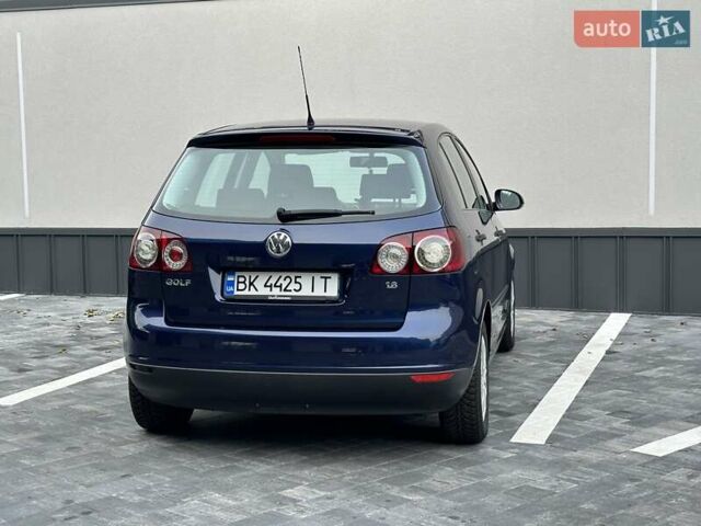 Синий Фольксваген Гольф Плюс, объемом двигателя 1.6 л и пробегом 237 тыс. км за 5850 $, фото 18 на Automoto.ua