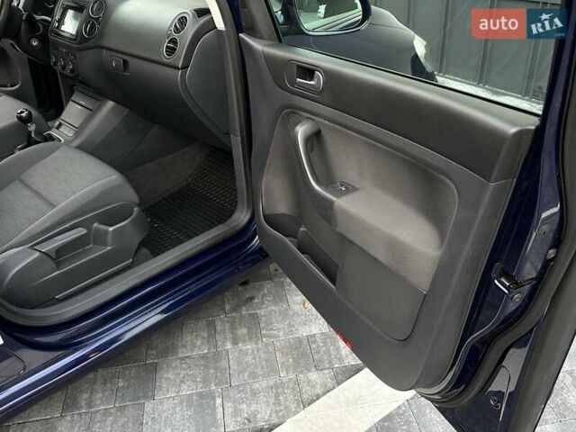 Синий Фольксваген Гольф Плюс, объемом двигателя 1.6 л и пробегом 237 тыс. км за 5850 $, фото 37 на Automoto.ua