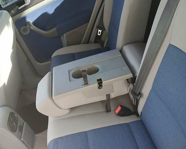 Синій Фольксваген Golf Plus, об'ємом двигуна 1.6 л та пробігом 210 тис. км за 5700 $, фото 2 на Automoto.ua