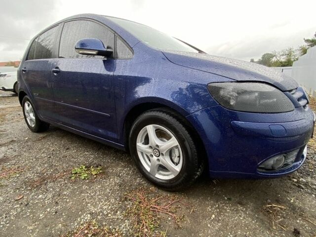 Синий Фольксваген Гольф Плюс, объемом двигателя 1.6 л и пробегом 180 тыс. км за 6299 $, фото 5 на Automoto.ua