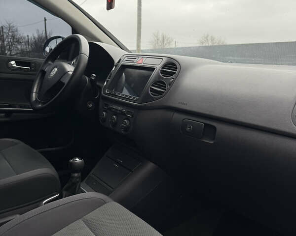 Синій Фольксваген Golf Plus, об'ємом двигуна 1.6 л та пробігом 234 тис. км за 5700 $, фото 9 на Automoto.ua