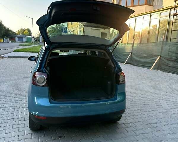 Синий Фольксваген Гольф Плюс, объемом двигателя 1.6 л и пробегом 262 тыс. км за 7499 $, фото 32 на Automoto.ua