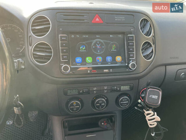 Синий Фольксваген Гольф Плюс, объемом двигателя 1.6 л и пробегом 214 тыс. км за 5700 $, фото 10 на Automoto.ua