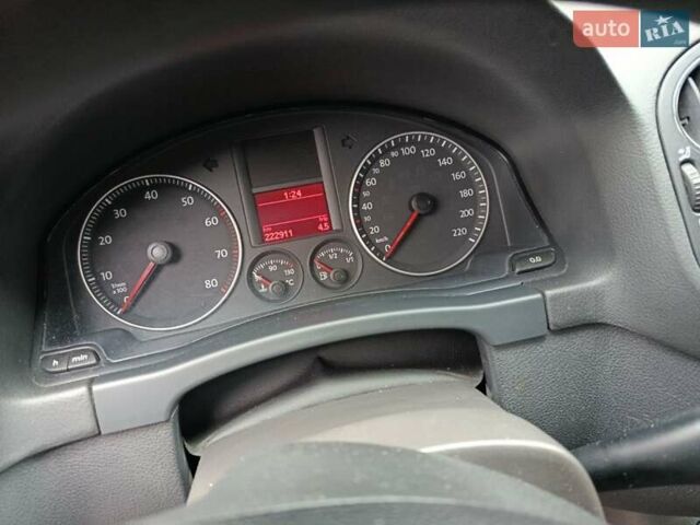 Синий Фольксваген Гольф Плюс, объемом двигателя 1.4 л и пробегом 222 тыс. км за 4700 $, фото 12 на Automoto.ua