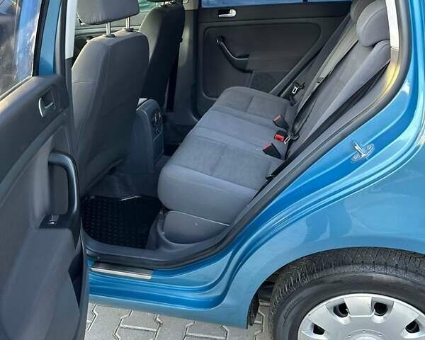 Синий Фольксваген Гольф Плюс, объемом двигателя 1.6 л и пробегом 262 тыс. км за 7499 $, фото 23 на Automoto.ua