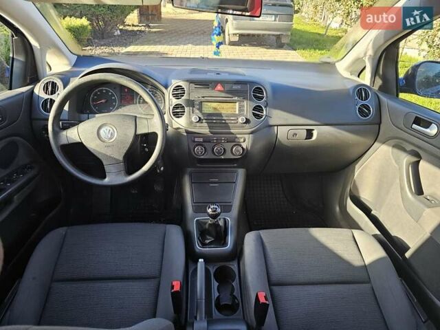 Синій Фольксваген Golf Plus, об'ємом двигуна 1.6 л та пробігом 210 тис. км за 5300 $, фото 13 на Automoto.ua