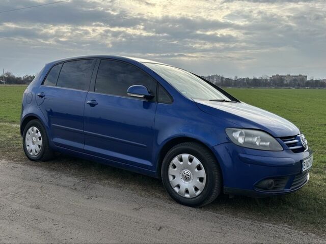 Синій Фольксваген Golf Plus, об'ємом двигуна 1.6 л та пробігом 208 тис. км за 4956 $, фото 3 на Automoto.ua