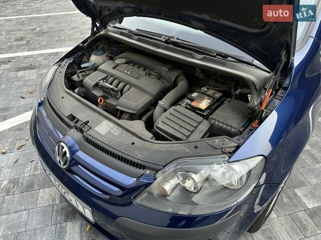 Синий Фольксваген Гольф Плюс, объемом двигателя 1.6 л и пробегом 237 тыс. км за 5850 $, фото 41 на Automoto.ua