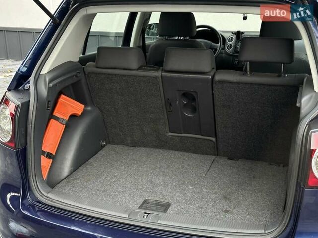 Синий Фольксваген Гольф Плюс, объемом двигателя 1.6 л и пробегом 237 тыс. км за 5850 $, фото 39 на Automoto.ua