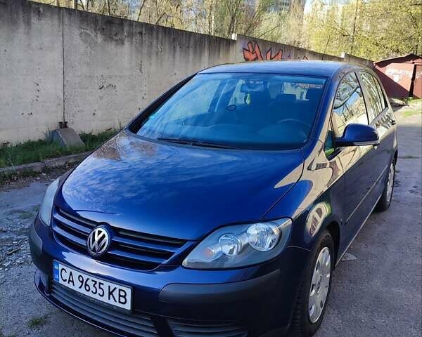 Синий Фольксваген Гольф Плюс, объемом двигателя 1.4 л и пробегом 215 тыс. км за 5400 $, фото 15 на Automoto.ua
