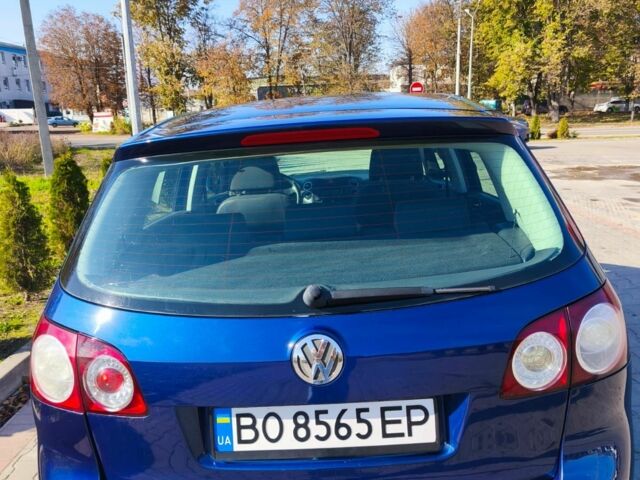 Синий Фольксваген Гольф Плюс, объемом двигателя 1.6 л и пробегом 280 тыс. км за 5500 $, фото 13 на Automoto.ua