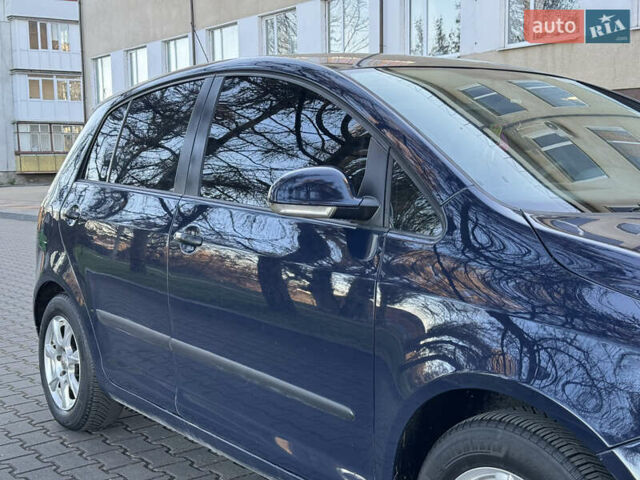 Синий Фольксваген Гольф Плюс, объемом двигателя 1.6 л и пробегом 282 тыс. км за 4500 $, фото 13 на Automoto.ua