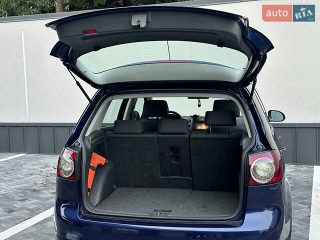 Синий Фольксваген Гольф Плюс, объемом двигателя 1.6 л и пробегом 237 тыс. км за 5850 $, фото 38 на Automoto.ua