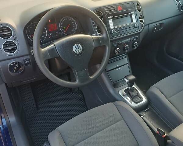 Синій Фольксваген Golf Plus, об'ємом двигуна 1.6 л та пробігом 286 тис. км за 5600 $, фото 34 на Automoto.ua