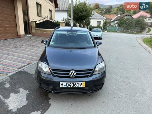 Синий Фольксваген Гольф Плюс, объемом двигателя 1.4 л и пробегом 222 тыс. км за 4700 $, фото 24 на Automoto.ua