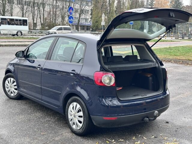 Синий Фольксваген Гольф Плюс, объемом двигателя 1.6 л и пробегом 207 тыс. км за 6200 $, фото 1 на Automoto.ua