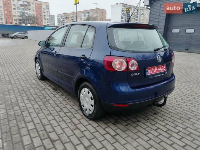 Синий Фольксваген Гольф Плюс, объемом двигателя 1.6 л и пробегом 212 тыс. км за 6000 $, фото 7 на Automoto.ua