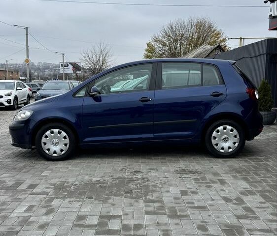 Синий Фольксваген Гольф Плюс, объемом двигателя 1.6 л и пробегом 243 тыс. км за 6500 $, фото 7 на Automoto.ua