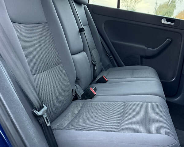 Синий Фольксваген Гольф Плюс, объемом двигателя 1.4 л и пробегом 172 тыс. км за 4999 $, фото 31 на Automoto.ua