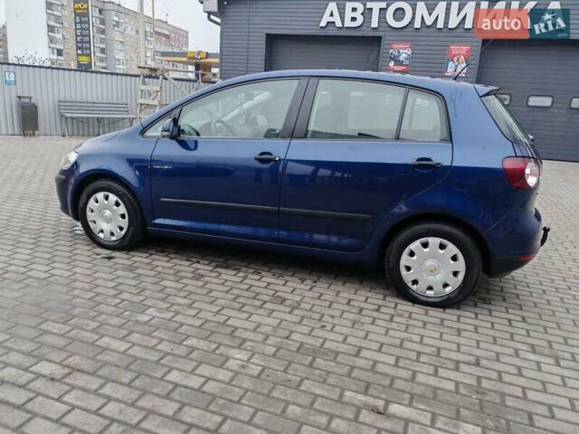 Синий Фольксваген Гольф Плюс, объемом двигателя 1.6 л и пробегом 212 тыс. км за 6000 $, фото 5 на Automoto.ua